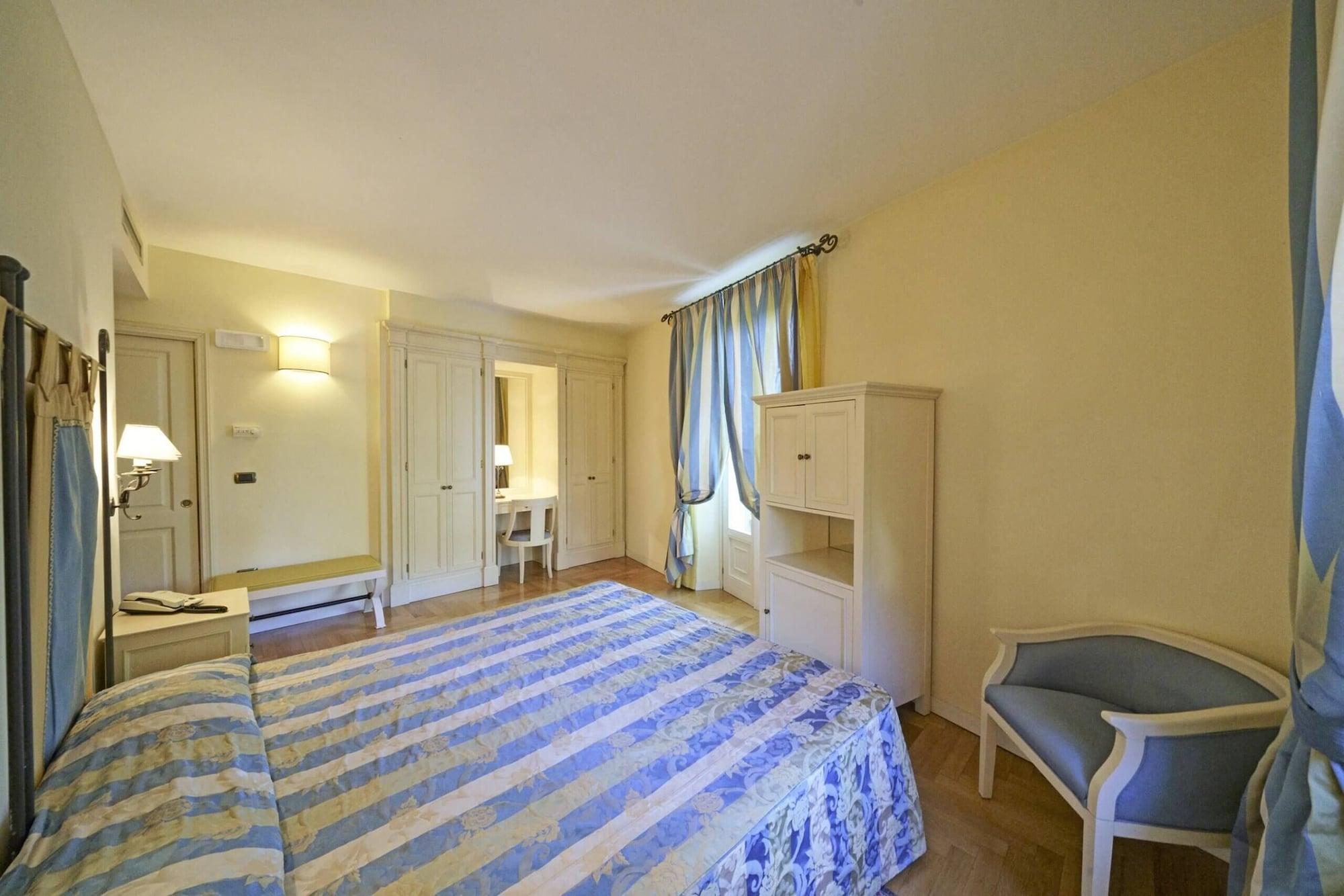 Villa Sofia Hotel Gardone Riviera Bagian luar foto