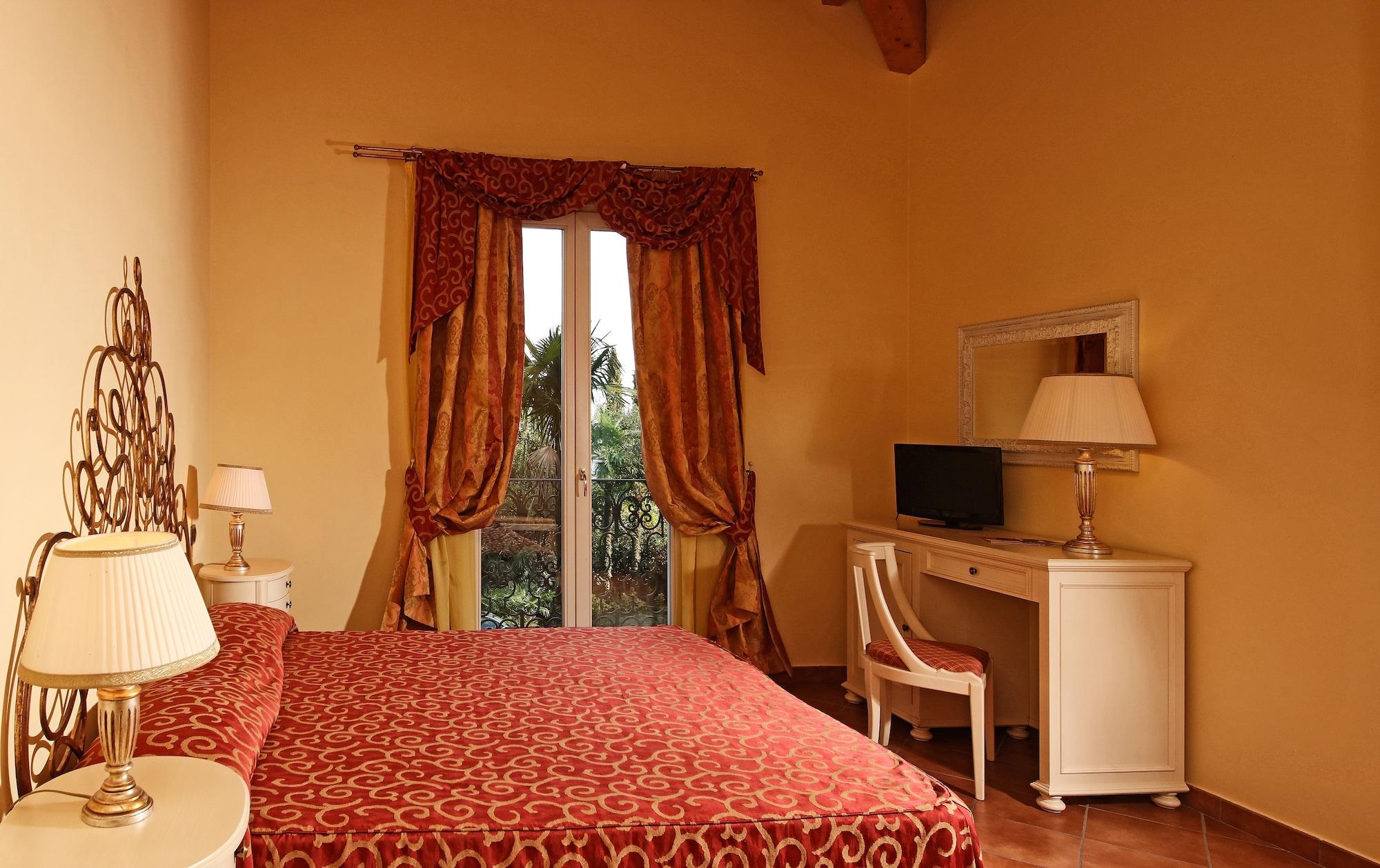 Villa Sofia Hotel Gardone Riviera Bagian luar foto