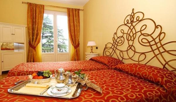 Villa Sofia Hotel Gardone Riviera Bagian luar foto